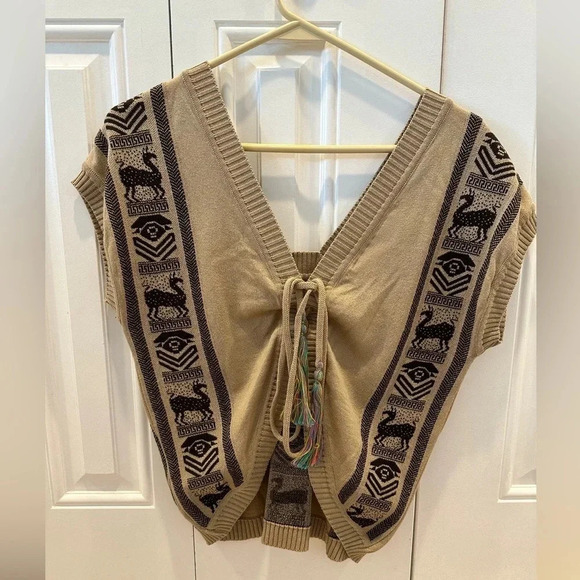 Jen’s Pirate Booty Llama short sleeve open back sweater Large - Picture 2 of 5